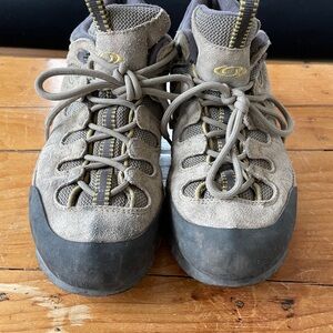 Salomon Gray and Tan Athletic Shoes